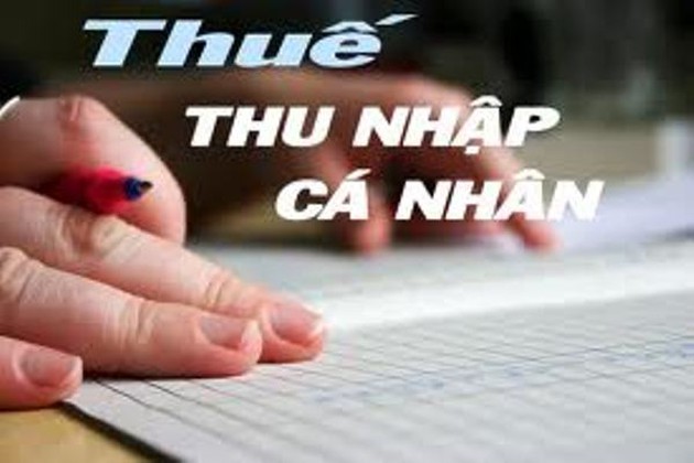 Trường hợp khấu trừ 10% trên thu nhập trước khi trả cho cá nhân trong Công ty cổ phần